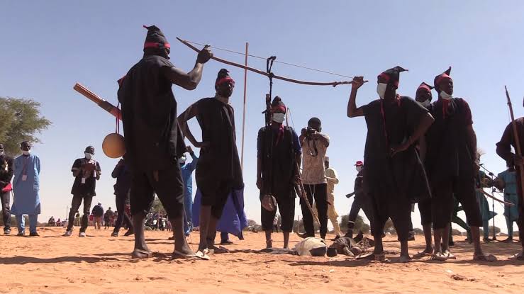 Danse rituelle des Aznas lors du Festival de Massalata - Boudin Dadji